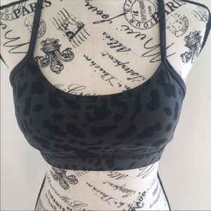 Lululemon sports bra Size 4